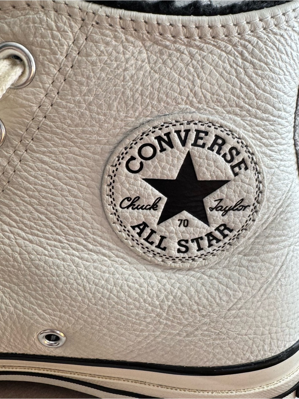 Converse Chuck 70 Hi Cozy Utility/Sherpa Lined in Egret/Black Size WO’s 9